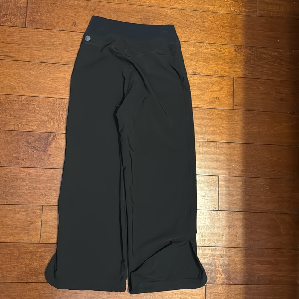 Five dance wear wide leg pant adult xs, never worn